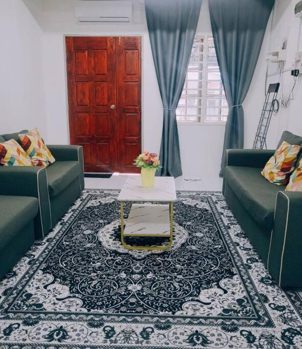 Casa Aira Cozy & Comfy Home Kampong Kepayang Exterior foto