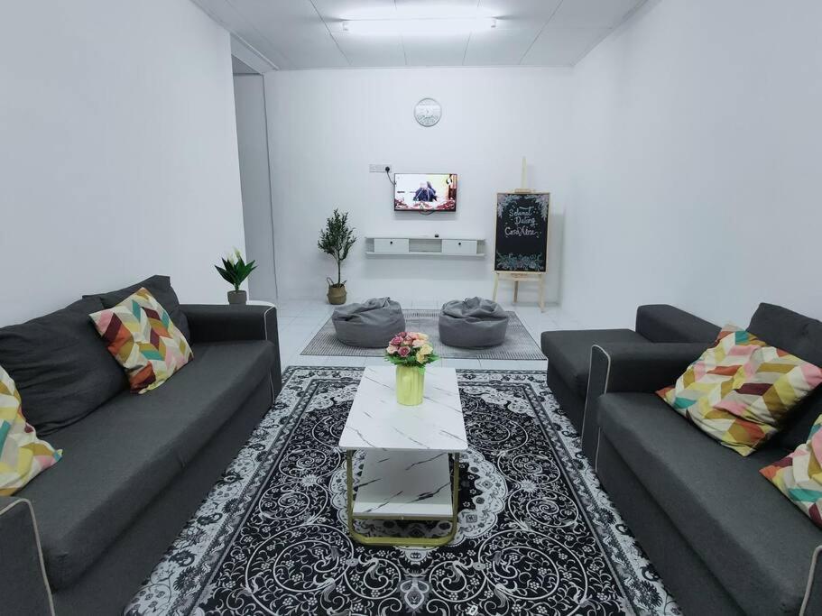 Casa Aira Cozy & Comfy Home Kampong Kepayang Exterior foto